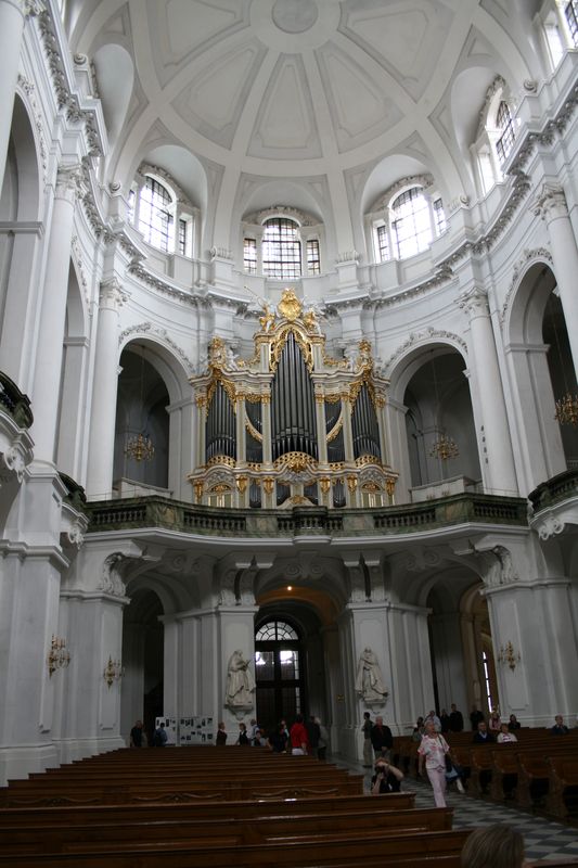 hofkirche1